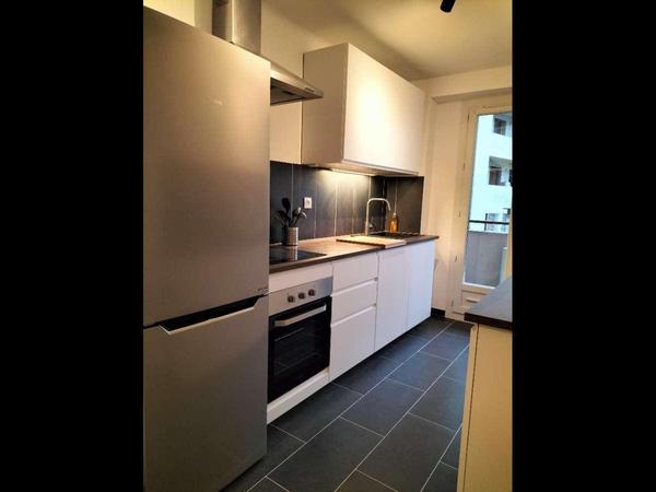 Colocation / Appartement 4 pièces de 75 m², Marseille, Rue Antoine Pons / Photo 4