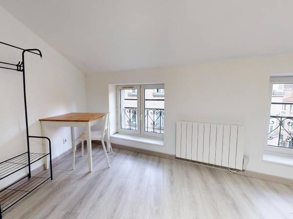 Location / Appartement 1 pièce de 18 m², Saint-Étienne, Rue Claude Delaroa / Photo 7