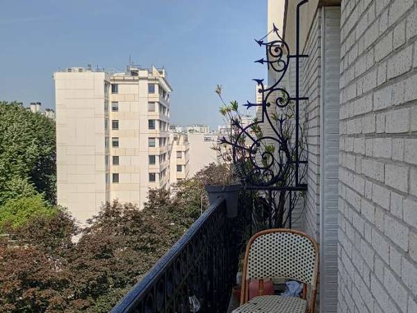 Sublet / 4-bedroom flat · 70 m², Paris, Rue de la Procession / Photo 9