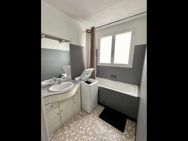 Colocation / Appartement 4 pièces de 75 m², Angers, Rue d'Épluchard / Photo 9