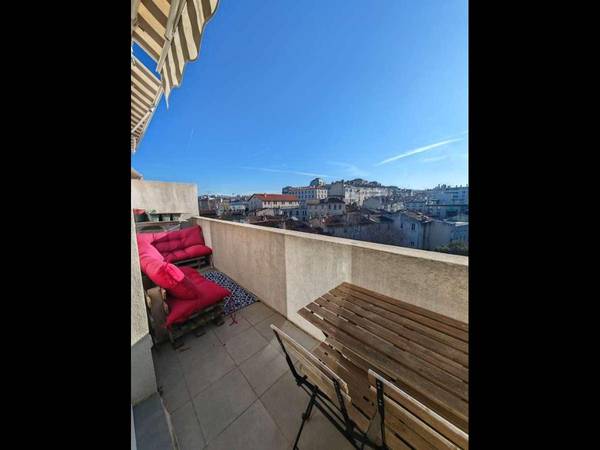 Colocation / Appartement 3 pièces de 65 m², Marseille, Rue Pommier / Photo 2