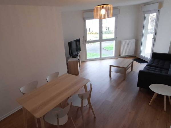 Colocation / Appartement 5 pièces de 86 m², Angers, Boulevard Copernic / Photo 2