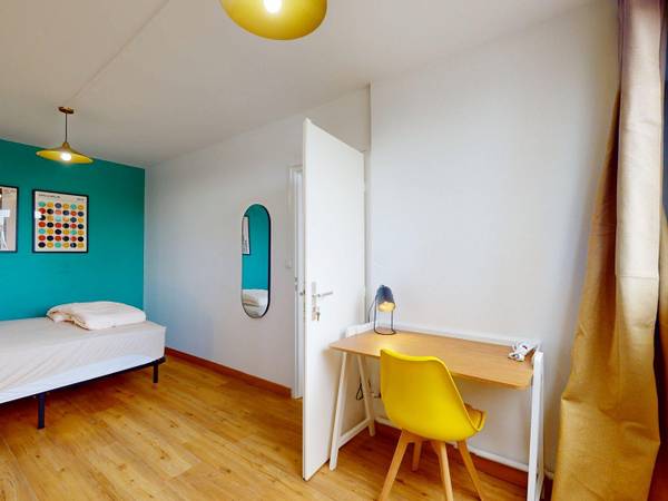 Flatsharing / 5-bedroom flat · 81 m², Villeurbanne, Cours Émile Zola / Photo 2