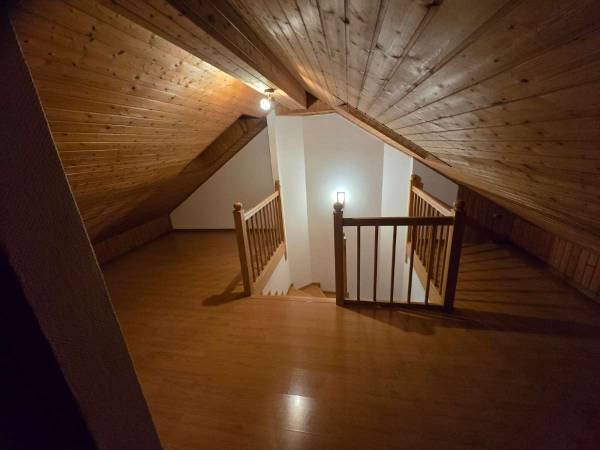 Coliving / Villa 5 pièces de 240 m², Jongny, Chemin des Crosettes / Photo 2