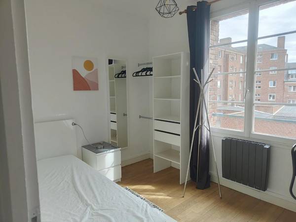 Colocation / Appartement 1 pièce de 9 m², Amiens, 7 Rue Gresset / Photo 6