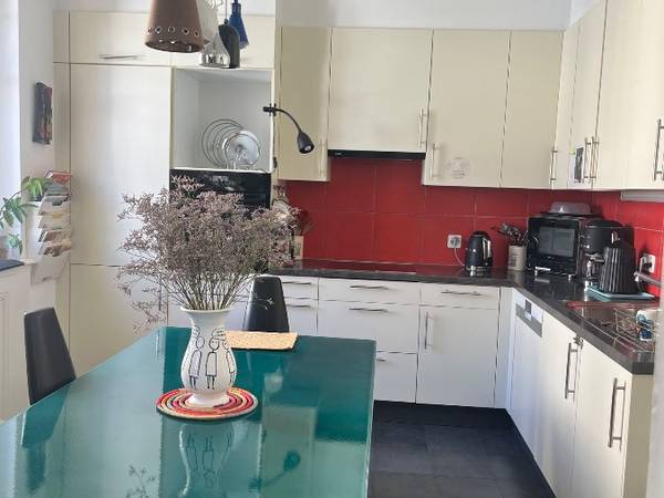 Colocation / Appartement 8 pièces de 300 m², Lausanne, Rue du Midi / Photo 4