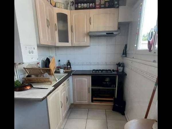 Colocation / Appartement 5 pièces de 79 m², Pau, rue de Boyrie / Photo 2