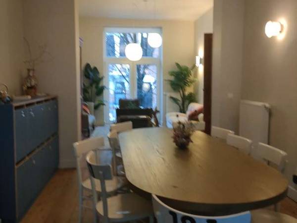 Coliving / Maison 10 pièces de 20 m², Forest, Rue des Alliés / Photo 2