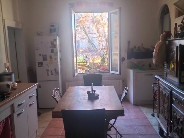 Flatsharing / 5-bedroom flat · 100 m², Montpellier, Rue des Ecoles Laïques / Photo 2