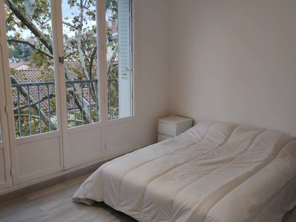 Colocation / Appartement 4 pièces de 66 m², Lyon, Cours Docteur Long / Photo 2