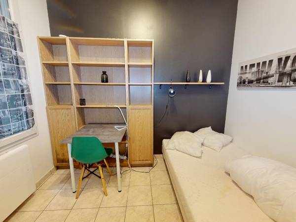 Colocation / Appartement 5 pièces de 66 m², Le Havre, Rue Casimir Delavigne / Photo 2