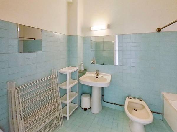 Colocation / Appartement 3 pièces de 72 m², Marseille, Rue Sainte-Cécile / Photo 4