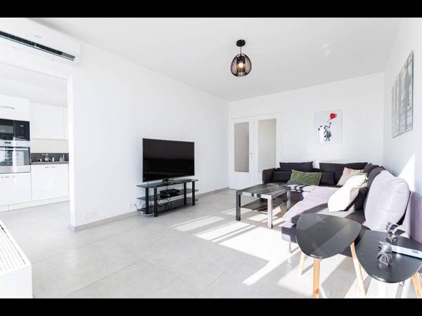 Colocation / Appartement 6 pièces de 110 m², Villeurbanne, Cours Emile Zola / Photo 8