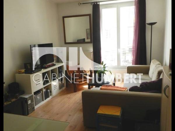 Location / Appartement 2 pièces de 47 m², Saint-Étienne, Rue Charles de Gaulle / Photo 2