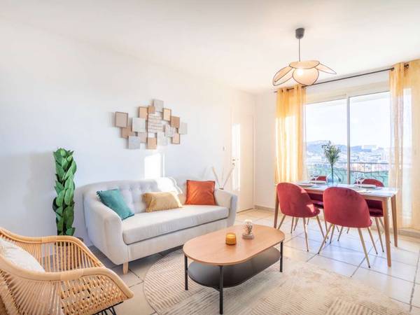 Colocation / Appartement 5 pièces de 79 m², Marseille, Avenue de la Timone / Photo 2