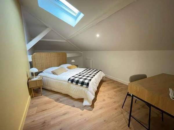 Coliving / Appartement 10 pièces de 200 m², Bordeaux, Cours Marechal Gallieni / Photo 2