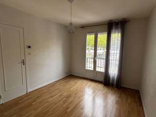 Location / Studio apartment · 27 m², Clermont-Ferrand, Avenue de la République