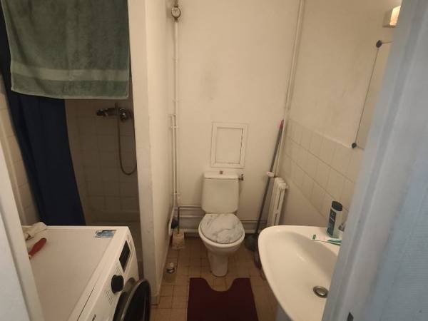 Sous-location / Studio de 15 m², Marseille, Rue Bonneterie / Photo 3