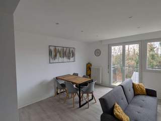 Room share, 6 rooms apartment, Rouen