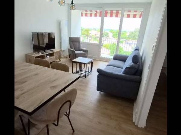 Colocation / Appartement 4 pièces de 80 m², Talence, Rue Jean Zubieta / Photo 2