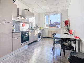 Casa partilhada / 6 rooms apartment · 127 m², Lyon, Rue du Bourbonnais
