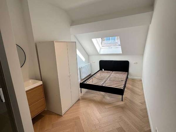 Colocation / Appartement 9 pièces de 140 m², Woluwe-Saint-Lambert, Avenue Georges Henri / Photo 2