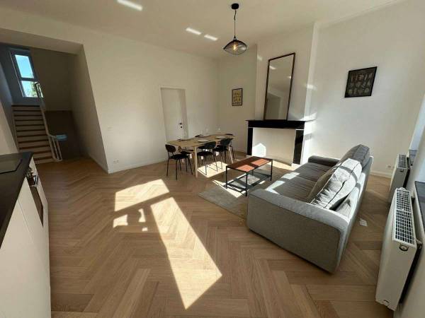 Colocation / Appartement 9 pièces de 140 m², Woluwe-Saint-Lambert, Avenue Georges Henri / Photo 1