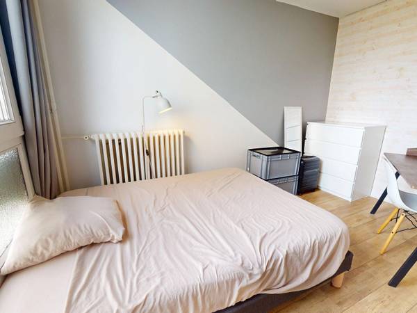 Flatsharing / 6-bedroom flat · 110 m², Lyon, Rue Philippe Fabia / Photo 2