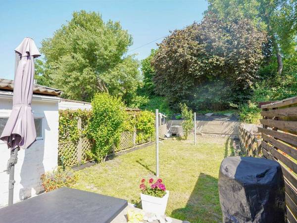 Colocation / Immeuble 9 pièces de 144 m², Liège, Rue Emile Verhaeren / Photo 8