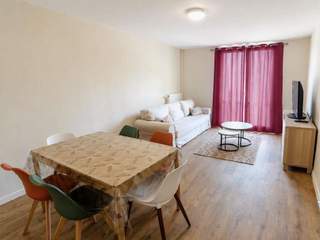 Room share, 5 rooms apartment, Lorient