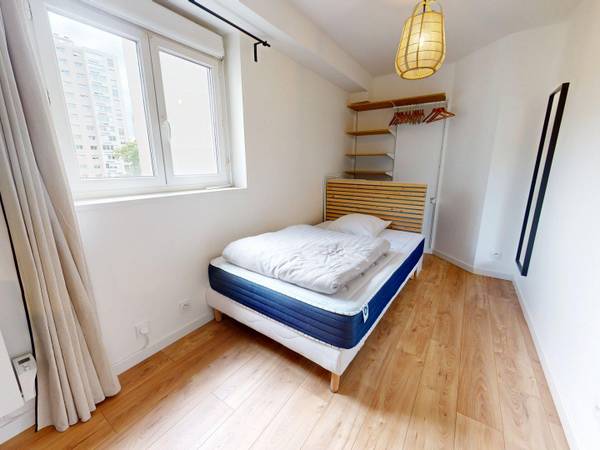Colocation / Appartement 4 pièces de 65 m², Lyon, B Avenue Leclerc / Photo 2