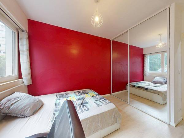 Colocation / Appartement 4 pièces de 60 m², Lyon, Rue du Château de la Duchère / Photo 2