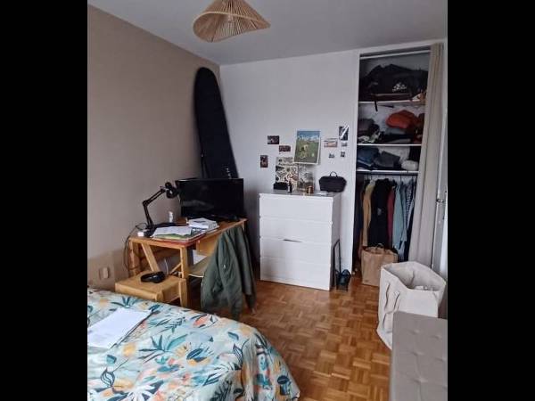 Location / Appartement 4 pièces de 70 m², Rennes, Rue de Lorgeril / Photo 2