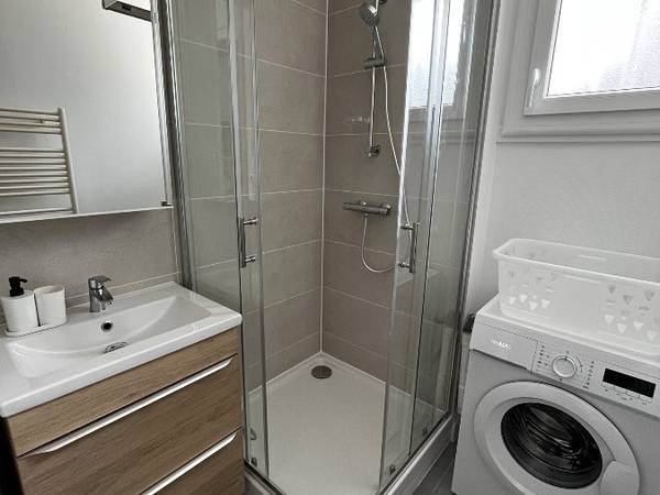 Colocation / Appartement 5 pièces de 70 m², Saint-Martin-d'Hères, Rue Alexander Fleming / Photo 11