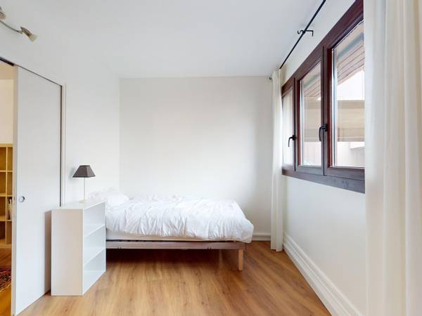 Colocation / Appartement 5 pièces de 98 m², Strasbourg, Rue de Lausanne / Photo 2