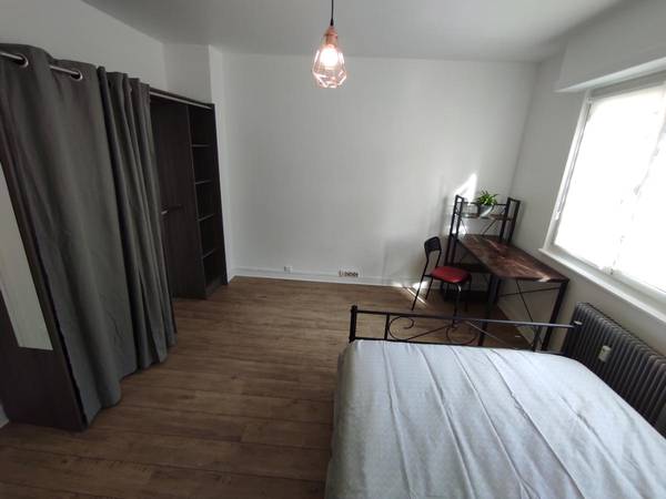 Colocation / Appartement 5 pièces de 83 m², Strasbourg, Route des Romains / Photo 2