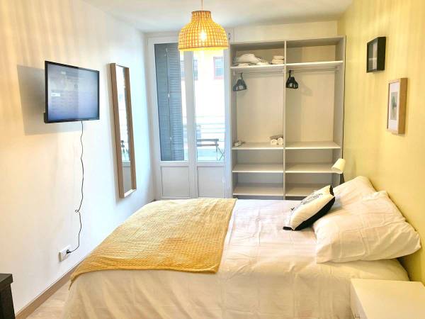 Colocation / Appartement 6 pièces de 106 m², Valserhône, Rue Charcot / Photo 2