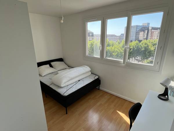 Colocation / Appartement 5 pièces de 84 m², Orléans, Rue Clément V / Photo 8