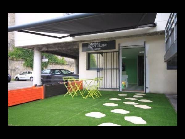 Location / Résidence 1 pièce de 17 m², Bordeaux, 5 Rue Charles Domercq / Photo 2