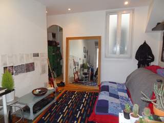 Sublet / Studio de 20 m², Paris, Boulevard Barbès