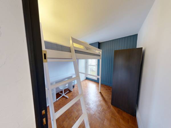Colocation / Appartement 5 pièces de 78 m², Rezé, Allée du Béarn / Photo 2