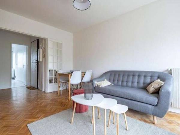 Colocation / Appartement 5 pièces de 95 m², Évry-Courcouronnes, Avenue de Mousseau / Photo 2