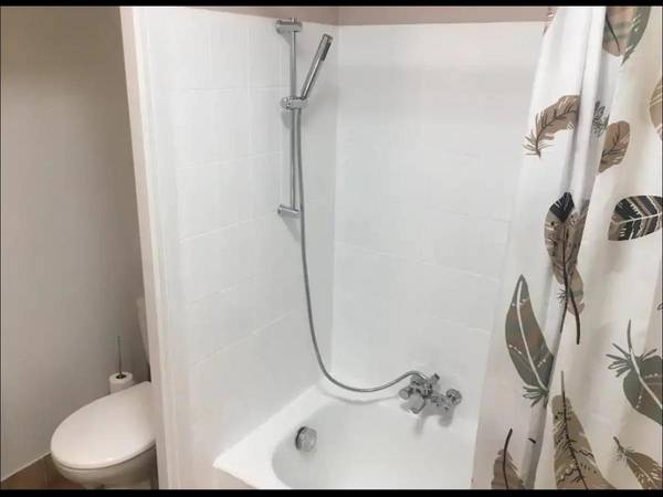 Location / Studio de 25 m², Antibes, Bréguières / Photo 9