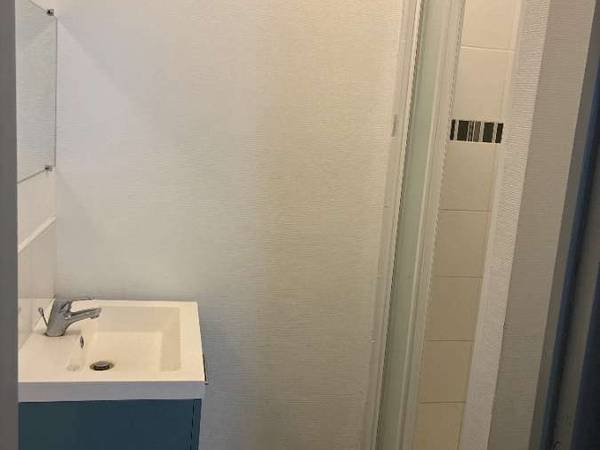 Colocation / Appartement 4 pièces de 67 m², Compiègne, Rue des 3 Barbeaux / Photo 4