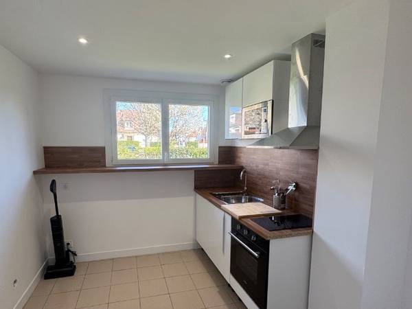 Chambre pour étudiant / Maison 4 pièces de 70 m², Caen, Avenue de Bruxelles / Photo 3