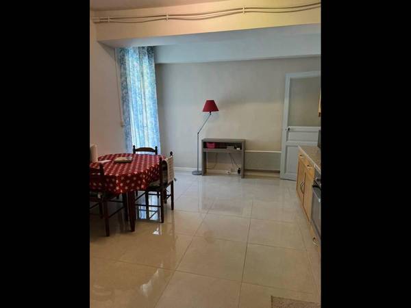 Colocation / Appartement 4 pièces de 75 m², Montpellier, Rue Paul Brousse / Photo 2
