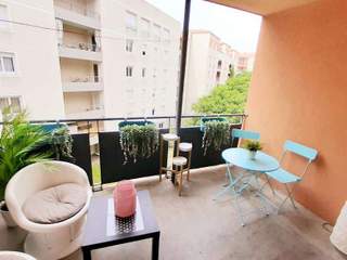 Room share, 3 rooms apartment, Montpellier
