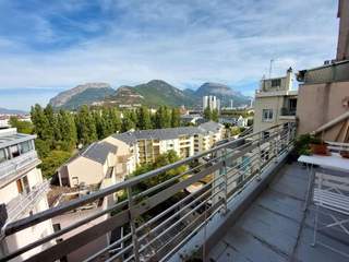Sous-location / 4 rooms apartment · 63 m², Grenoble, Rue de Narvik