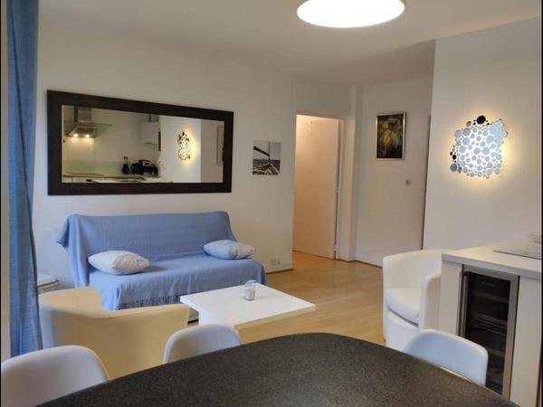 Colocation / Appartement 1 pièce de 57 m², La Rochelle / Photo 2