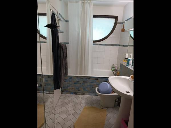 Chambre chez l'habitant / Appartement 3 pièces de 60 m², Verrières-le-Buisson, Square des Cèdres / Photo 5
